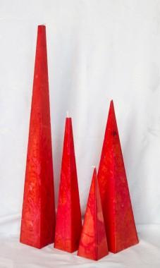 pyramide kaarsen van 14 tot 60 cm. (diverse kleuren)